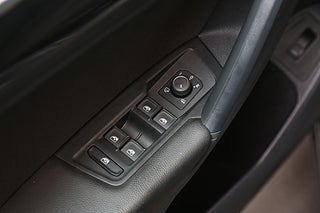 SUV Volkswagen Tiguan 12 av 25