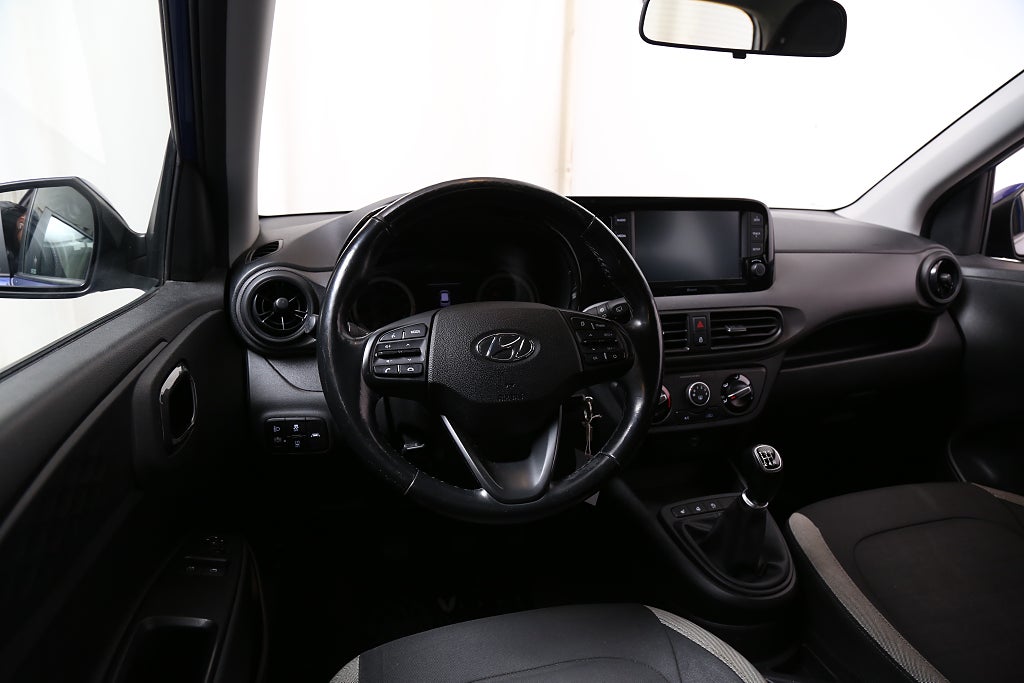 Hyundai i10 1,0 blue 67hk Essential CarPlay 2021