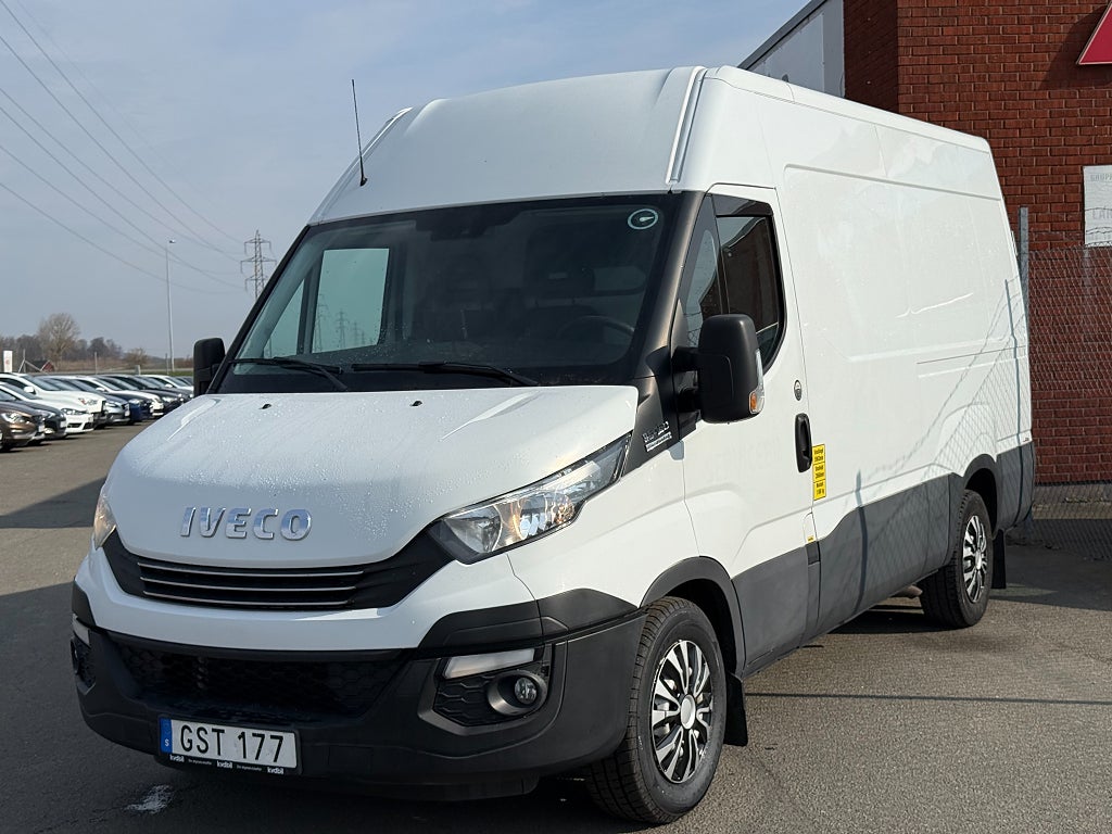Iveco Daily 35-120 Skåpbil 2.3 JTD Hi-Matic Euro 6 Ny Kamrem