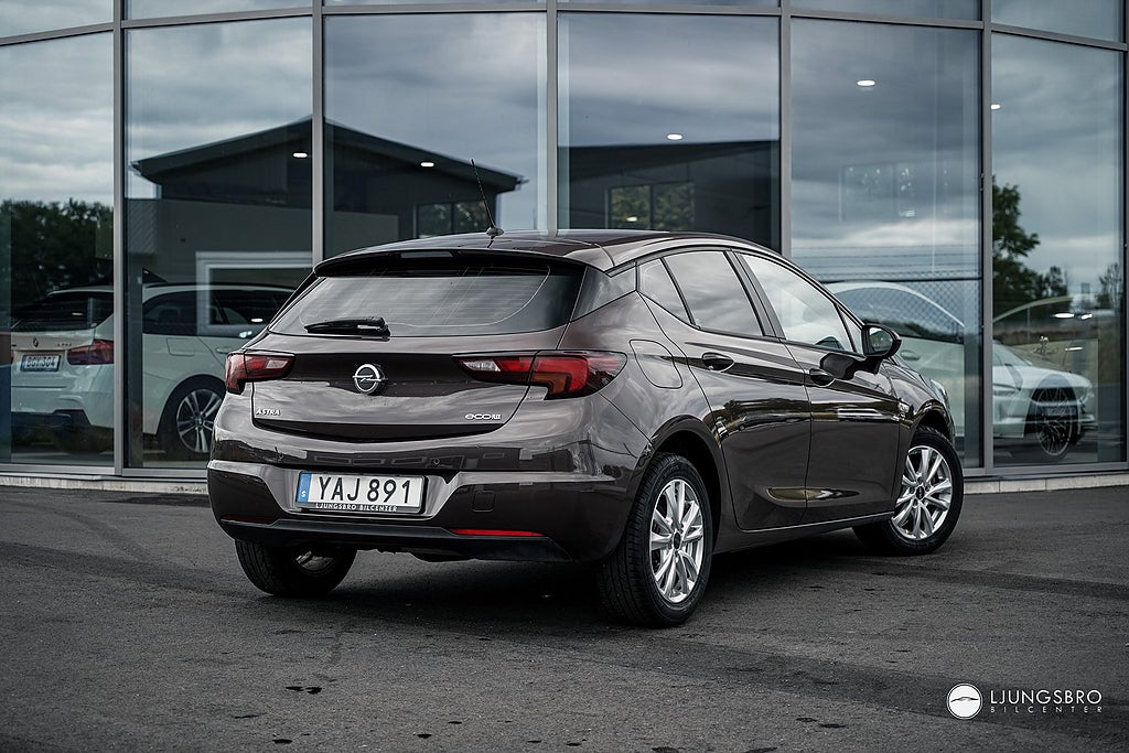 Opel Astra 2016 - miniatyr 2
