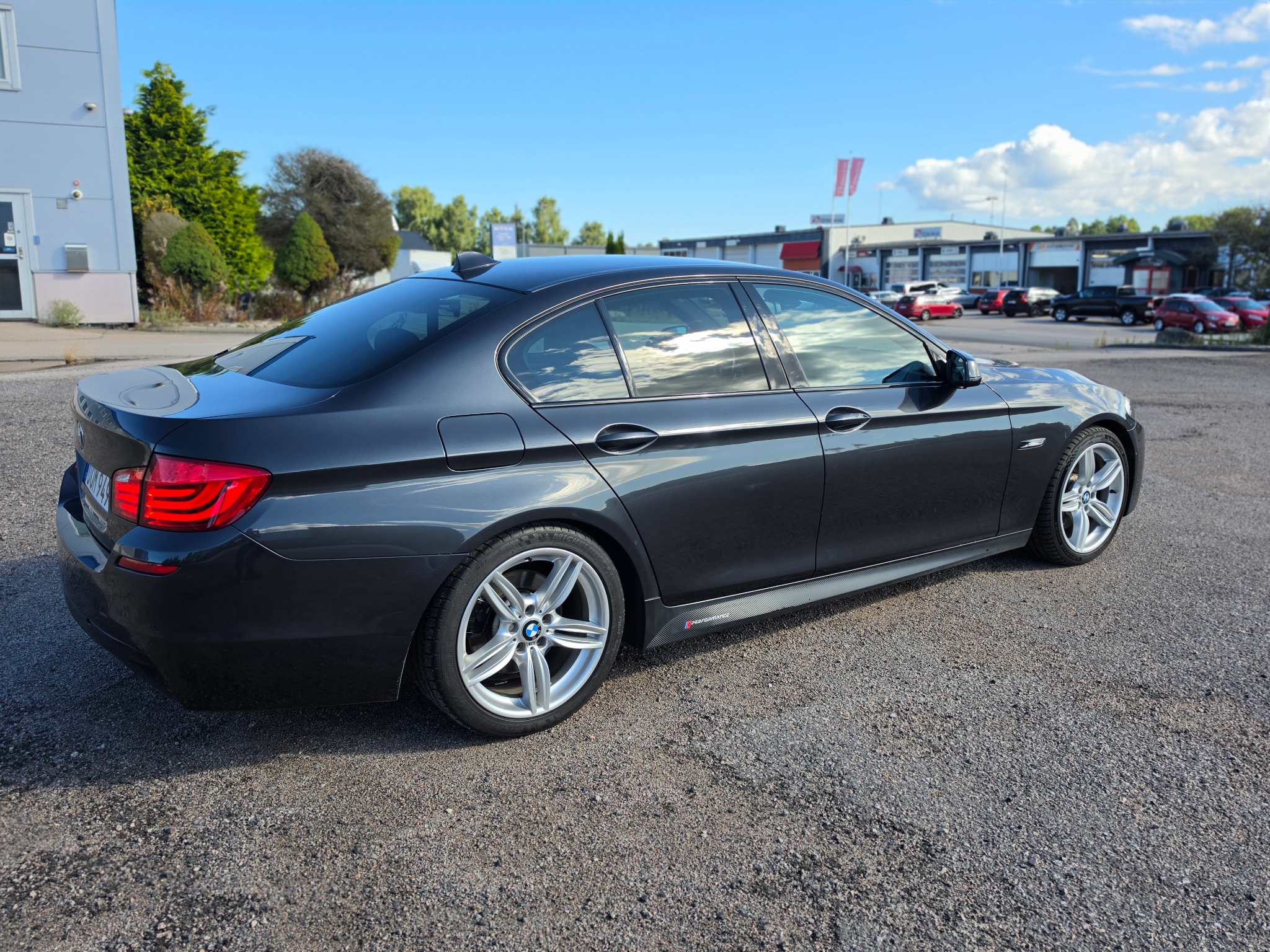 BMW 530 2011, kuva 6/60