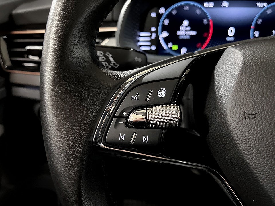 Bild på Skoda Kamiq Adventure Edition Style 1.0 TSI 110hk Aut DRAG V-HJUL