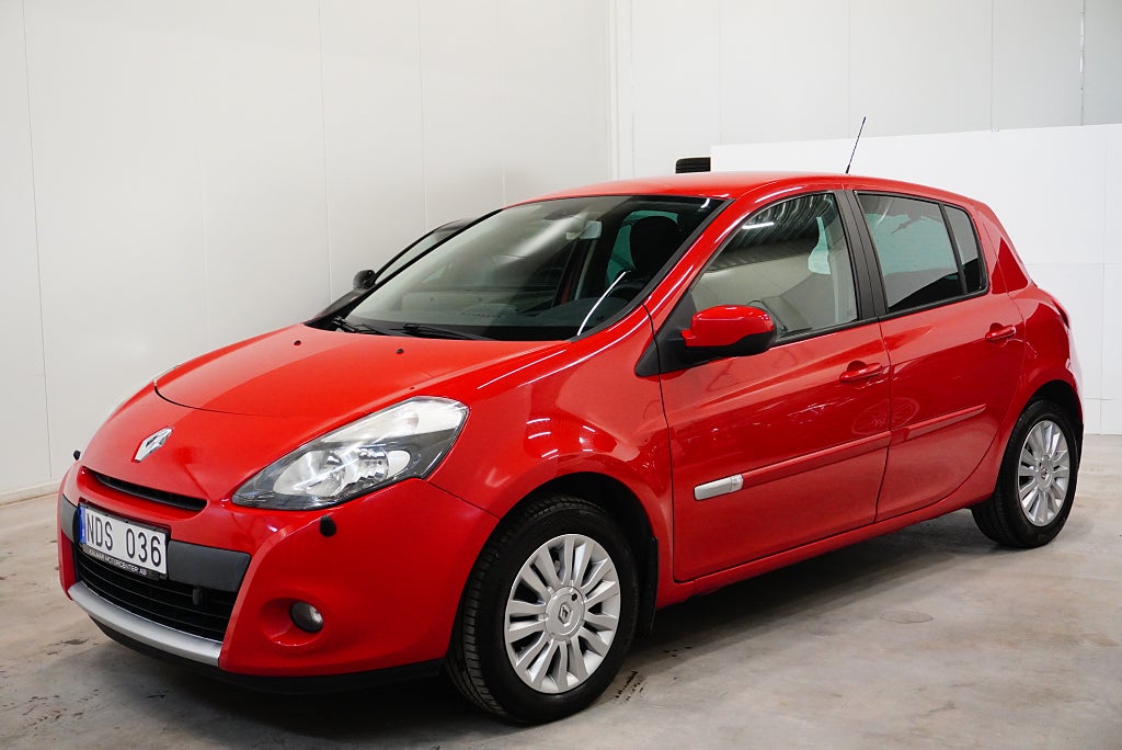Renault Clio 1.5 DCI M-Värmare Välservad 1 Brukare