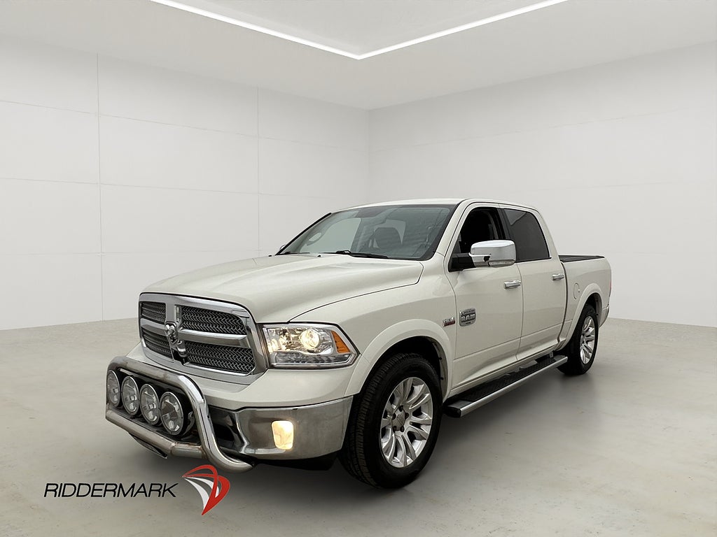Dodge RAM 1500 LongHorn 5.7 4x4 Drag L-Släde Taklucka Moms