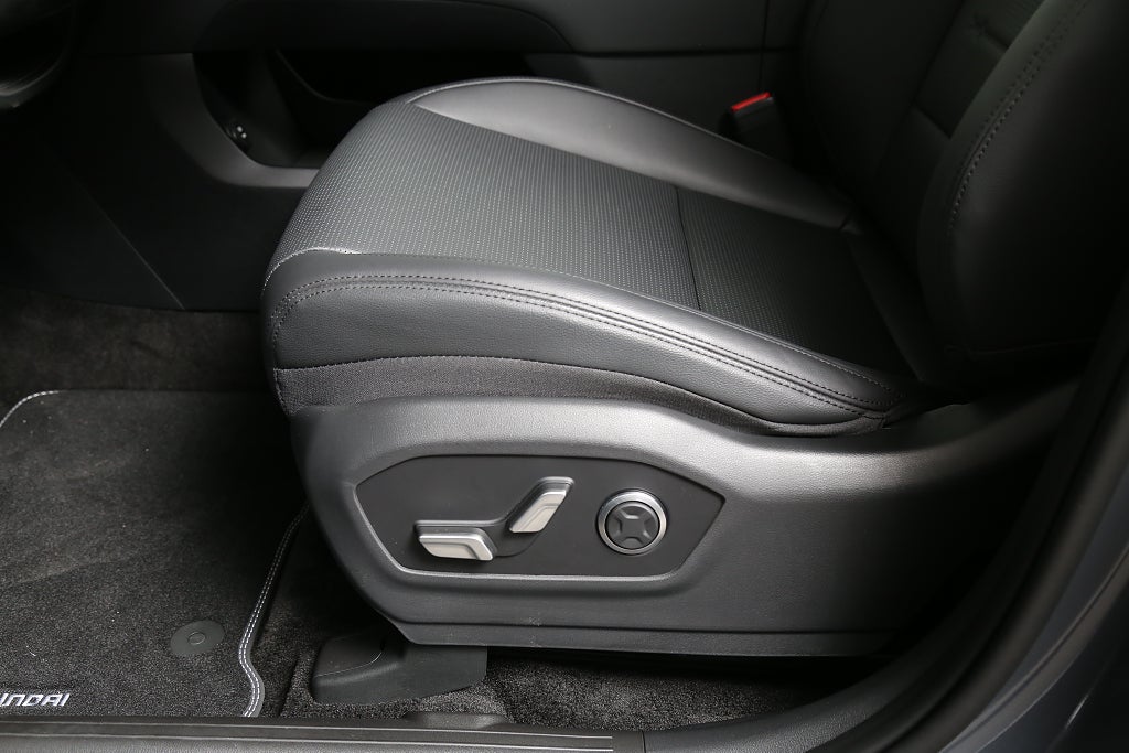 Hyundai Santa Fe Advanced PHEV AWD 360-kamera 7-sits | Moms fd. demobil 2025