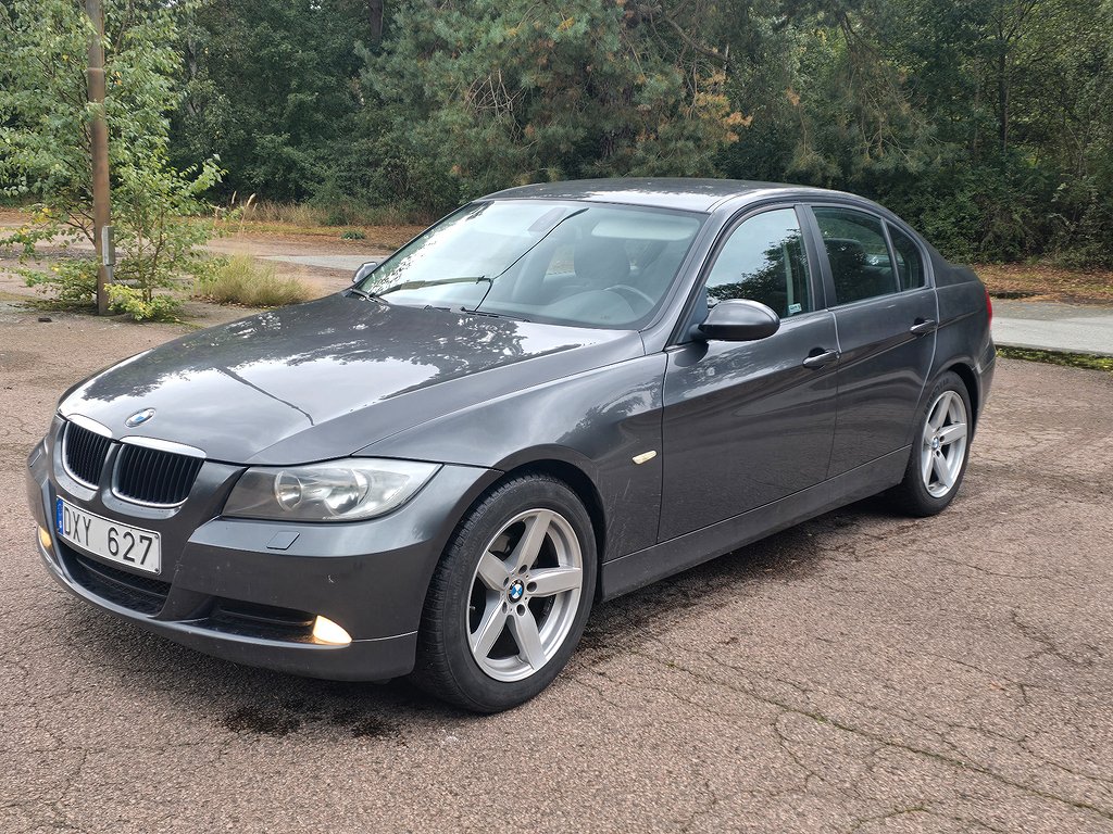 BMW 318 i Sedan Advantage/143hk/Ny servad