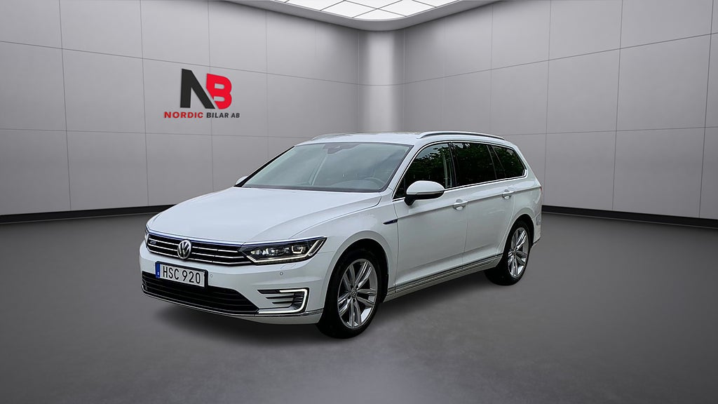 Volkswagen Passat GTE 1.4 TSI Excuetive Paket  Motor värme  Räntefritt