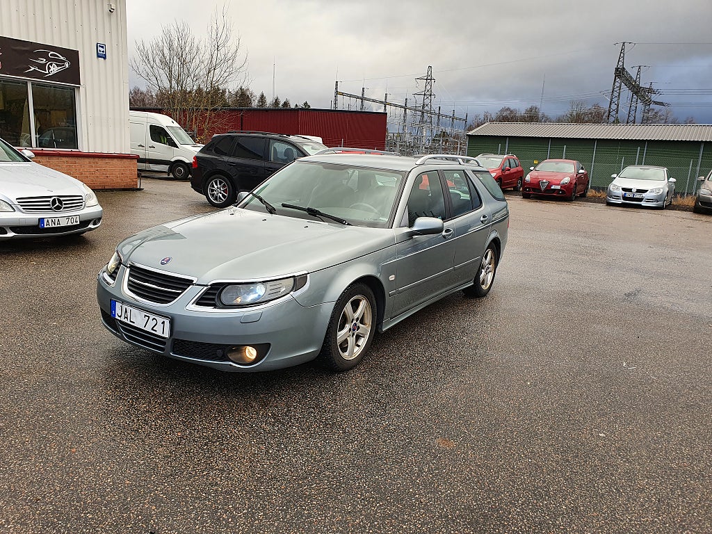 Saab 9-5 SportCombi 2.3 T BioPower Vector 210hk