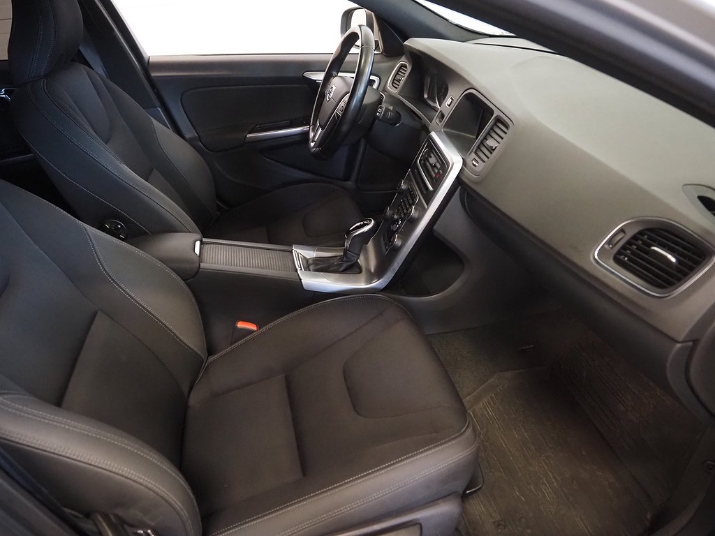 Volvo V60 D4 Geartronic Momentum Drag P-Sensorer Kamrem bytt 2014