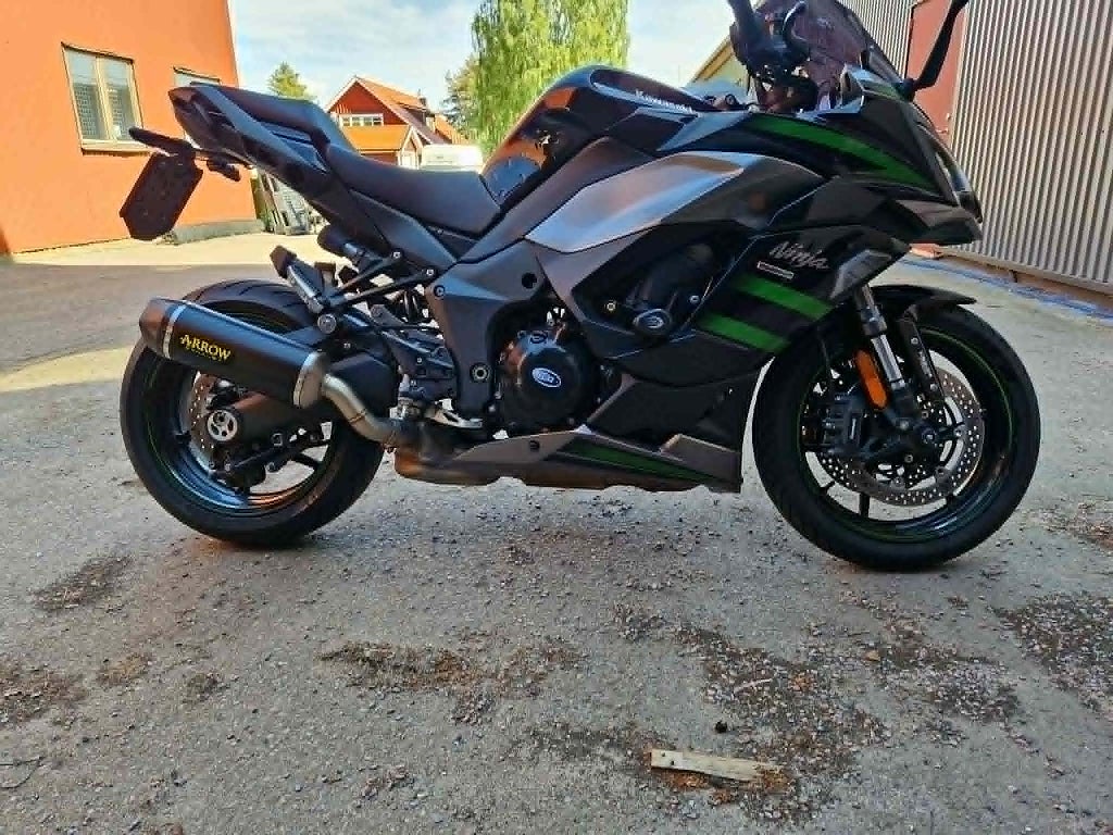 Kawasaki Ninja Z1000SX 1.0 Euro 4 | Nyservad