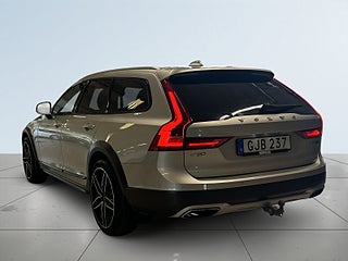 Volvo V90 Cross Country D5 AWD Polestar Drag Dvärmare HuD B&W-ljud Panorama S&V