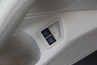 Kombi Volkswagen Passat 15 av 28