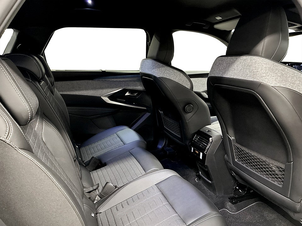 Bild på Peugeot 5008 GT Hybrid 145hk Aut 7-SITS B-KAMERA CARPLAY
