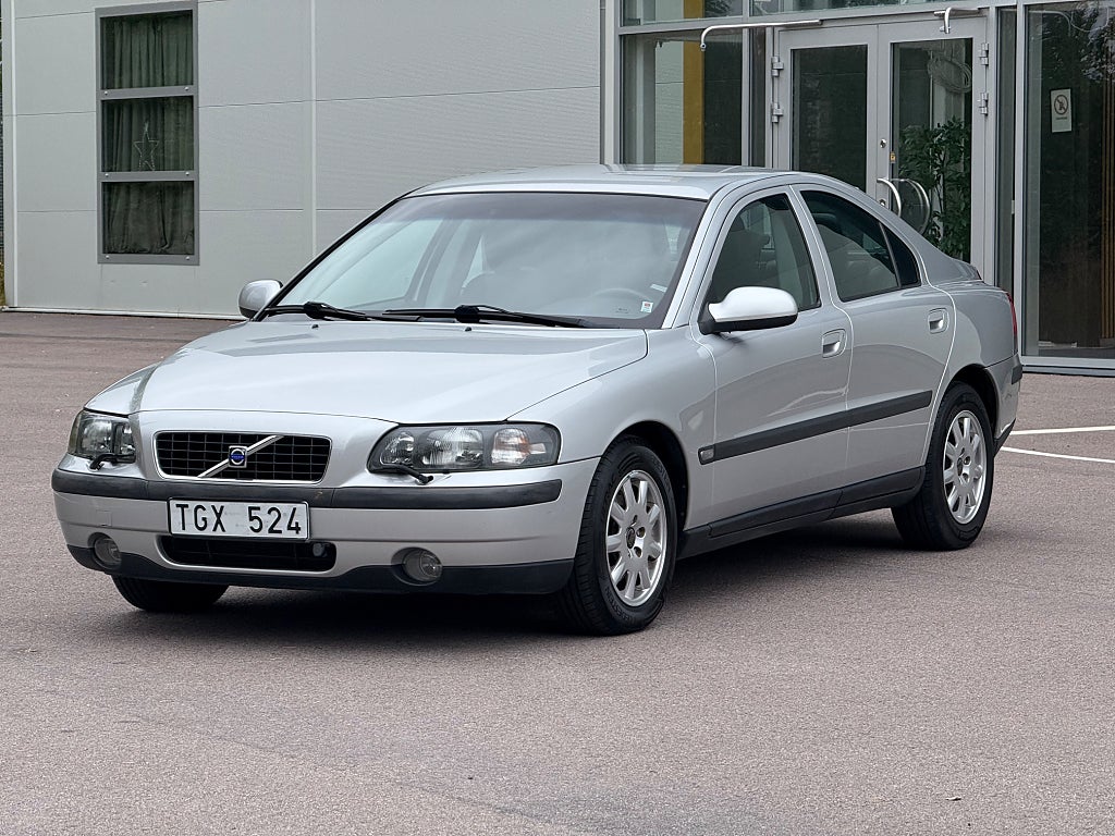 Volvo S60 2.4 170hk Business/14800mil
