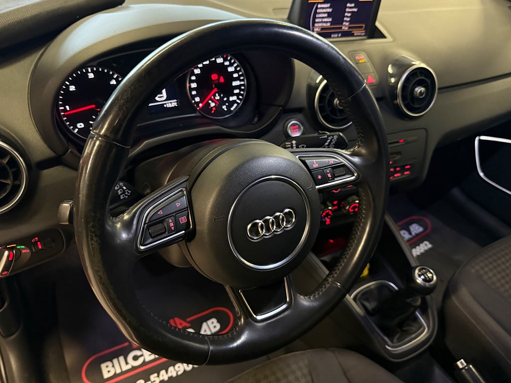 Audi A1 2013 - miniatyr 16