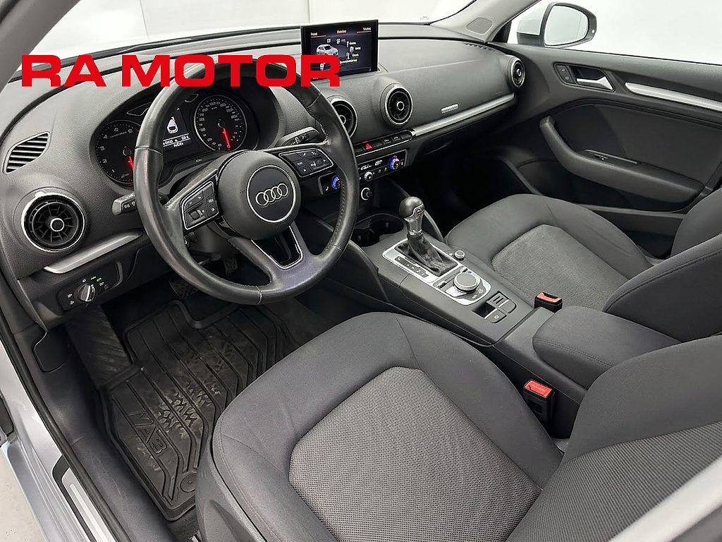 Audi A3 1.5 TFSI 150hk COD S Tronic |Adaptiv|P-sensor|Carplay| 2018