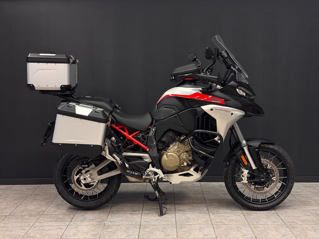 Ducati Multistrada V4 Rally Travel & Radar | Spoked wheels  | Garmin GP
