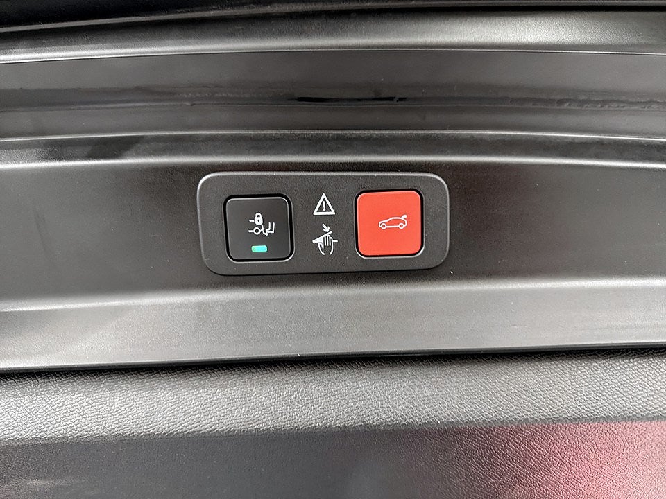 Bild på Peugeot 5008 GT Black Pack 1.2 PT 130hk Aut - 7-SITS, B-KAMERA