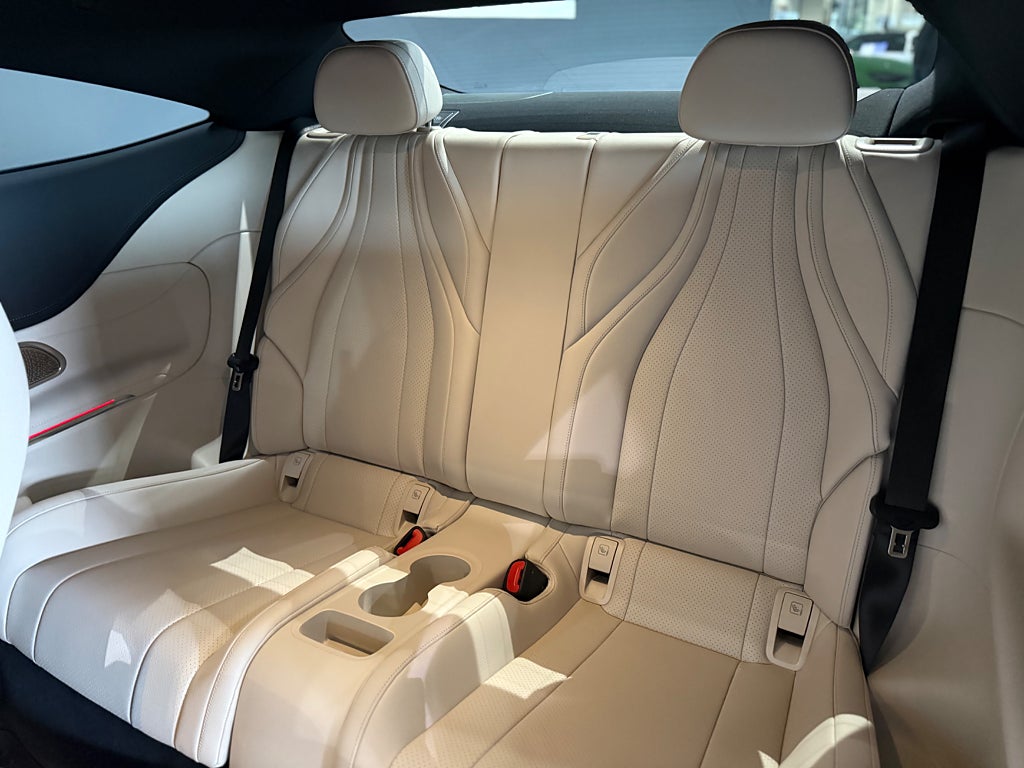 Mercedes-Benz CLE 300 4matic AMG Premium Glastak Värmare Vinter pkt - bild 8