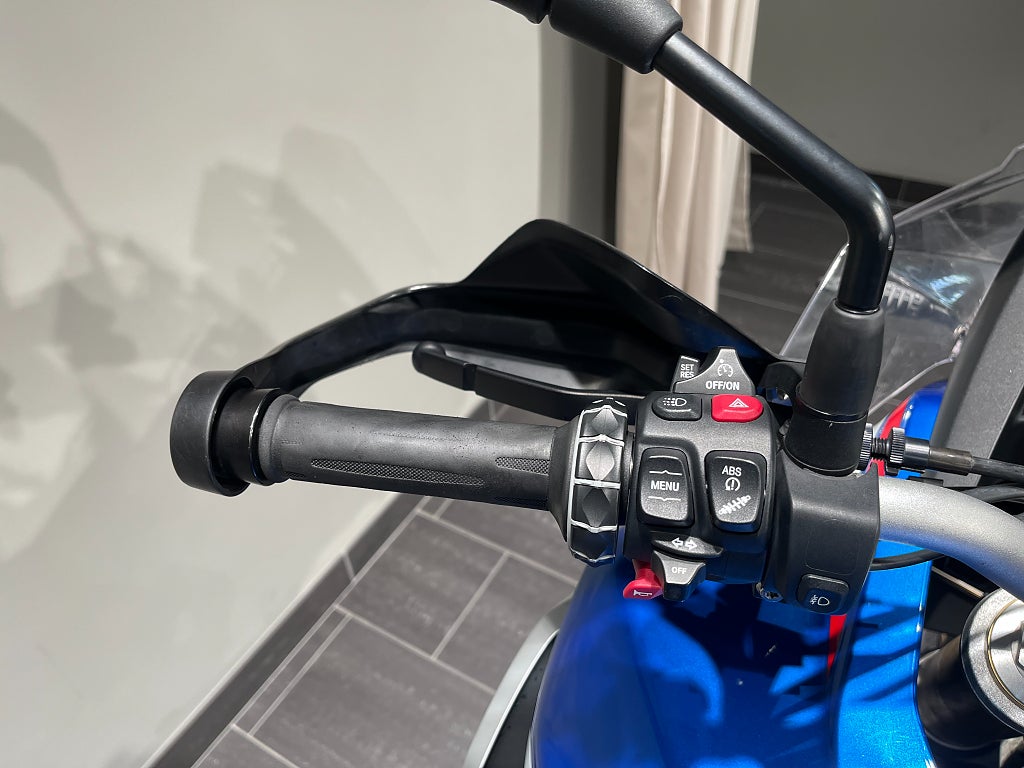 BMW F850GS Adventure / 3,45% ränta /Toppbox / Extraljus / Motorbågar