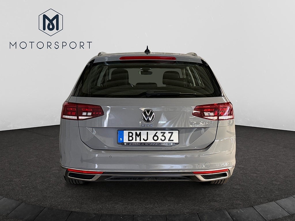 Volkswagen Passat Sportscombi GTE DRAG Värmare Navi Adap-farth Carplay bild 6