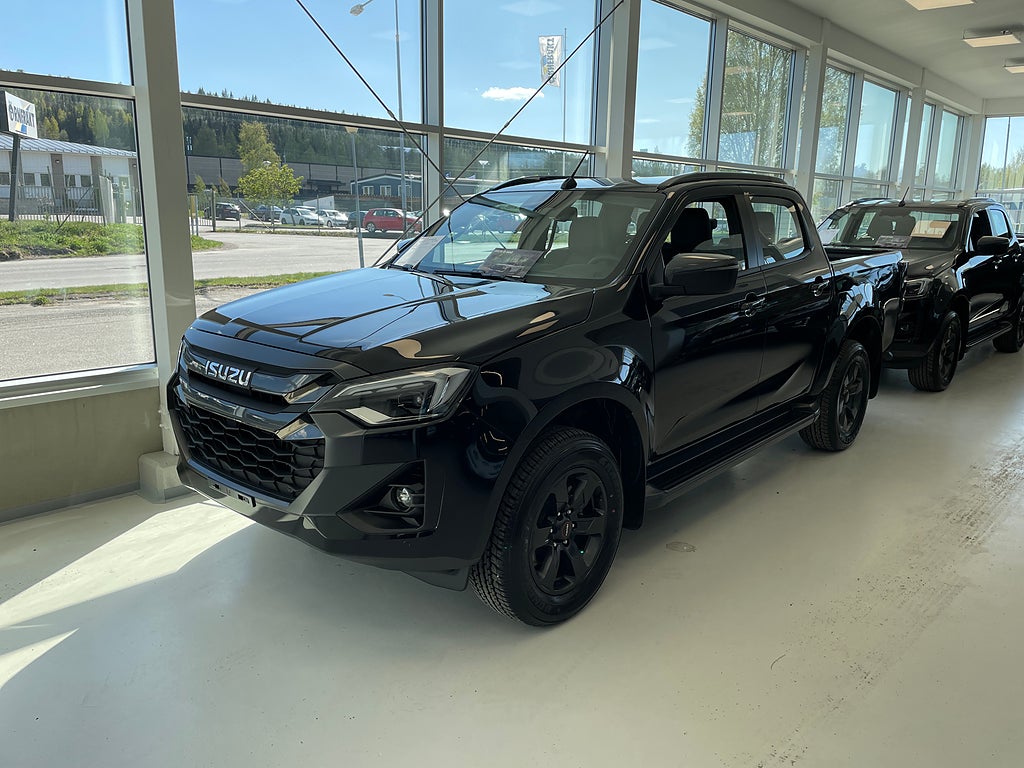 Isuzu XRX AT CNG (Double Cab)