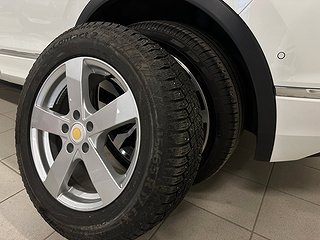 Volkswagen Tiguan 2.0 TDI SCR 4M DSG R-line 240hk Pano/Drag