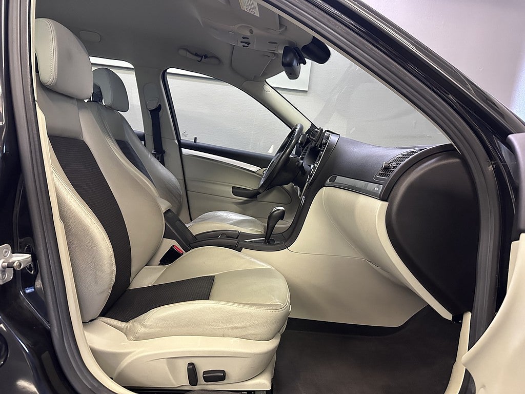 Saab 9-3 SportCombi 2.0t BioPower Vector | 2 Ägare | Fullservad