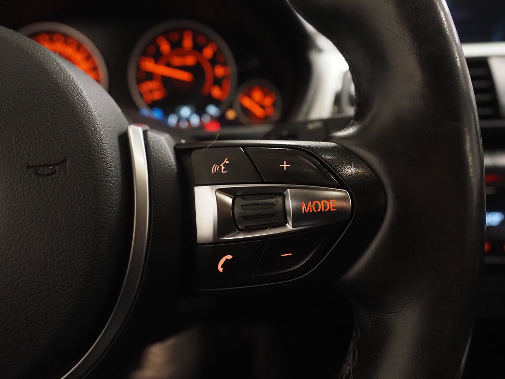 BMW 318 d 150hk Touring Steptronic Sport line  | Navi | Drag | 2017