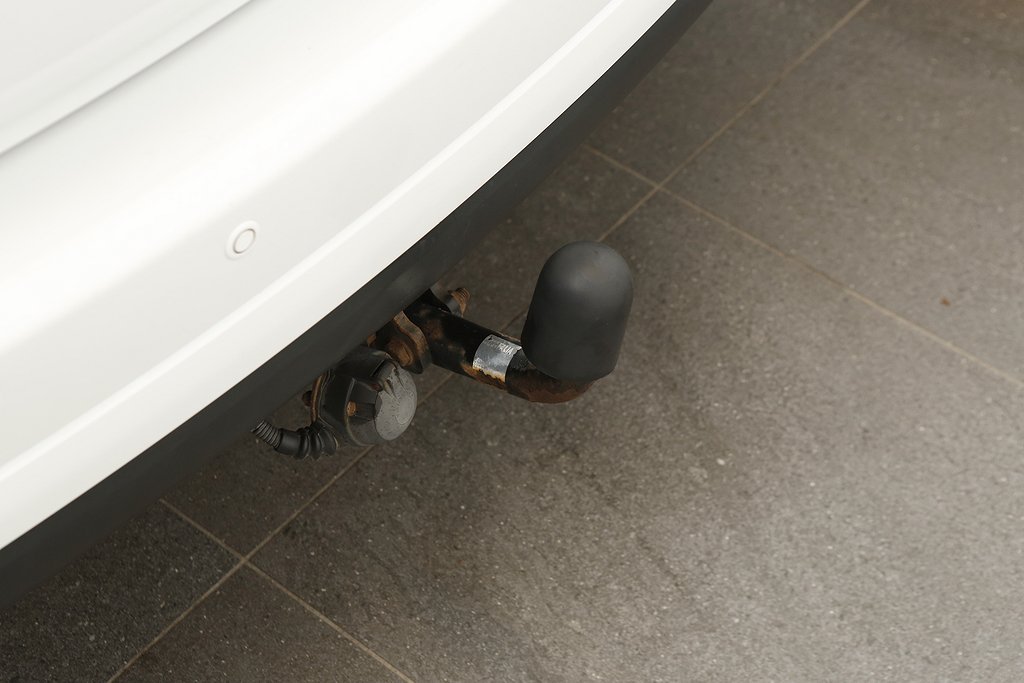 Mitsubishi Outlander Plug-in hybrid 4WD Aut Extraljus Drag 2014