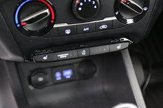 Halvkombi Hyundai i20 21 av 25
