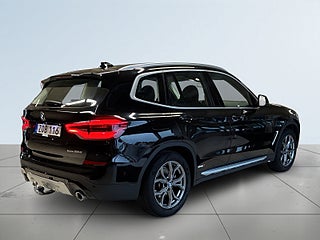 BMW X3 xDrive20d X3 Dragkrok Rattvärme Navigation S&V-däck – bild 6