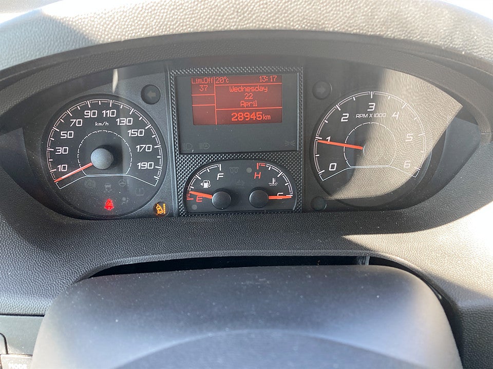 Bild på Peugeot Boxer Chassi Volymskåp 335 2.2 BHDi 165hk BACKKAMERA