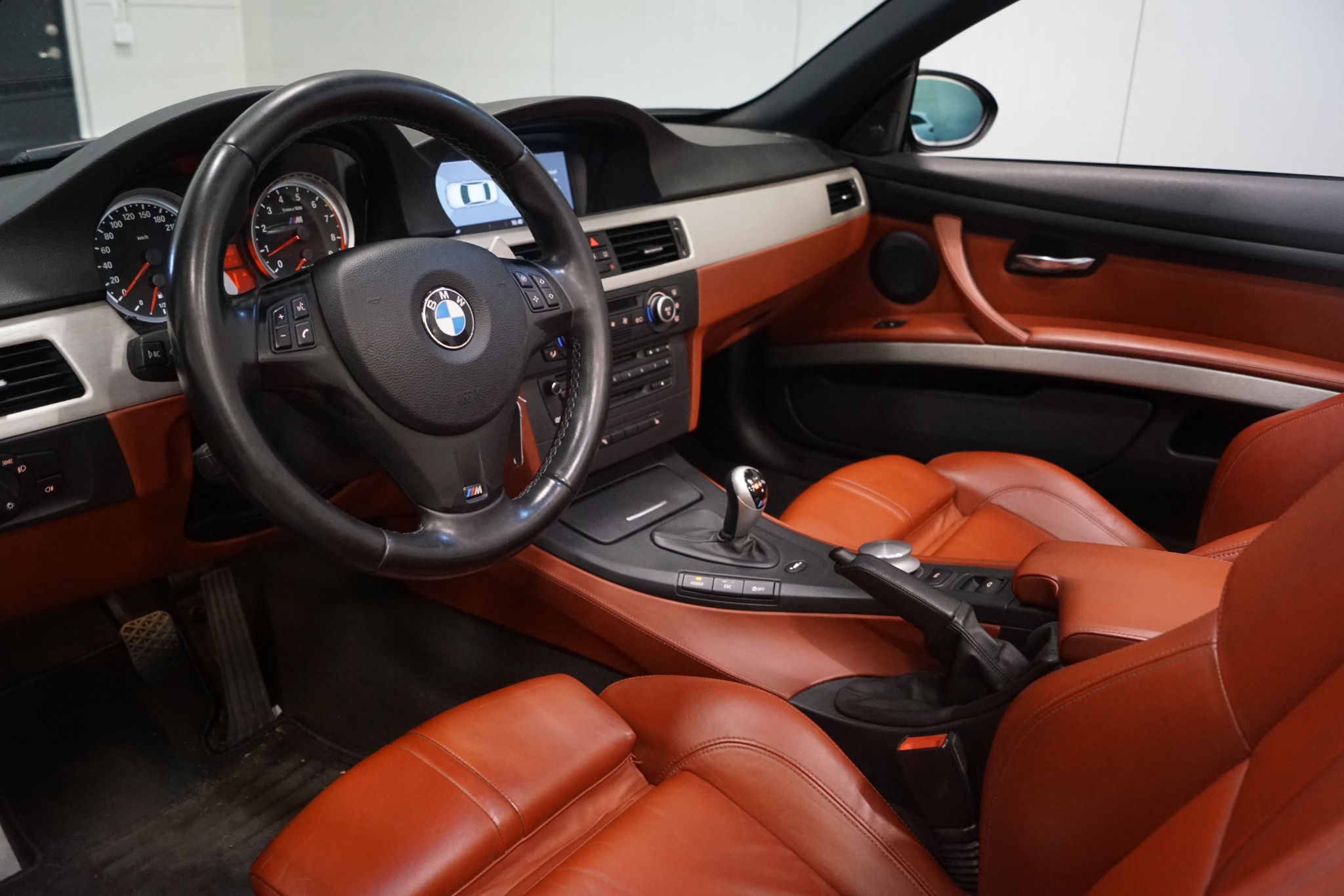 BMW M3 Convertible 2009, bild 5/42