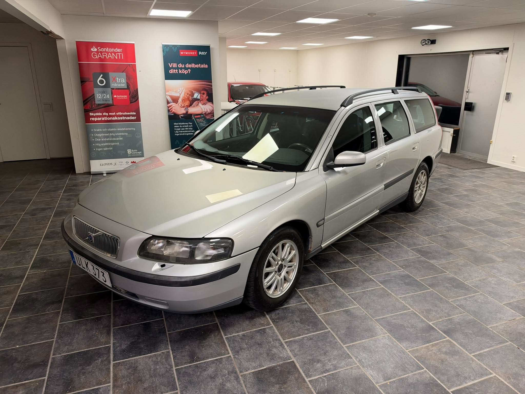 Volvo V70 2.4 2004, photo 4/10