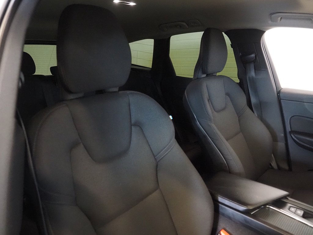 Volvo XC60 D4 AWD Advanced Edition Drag Kamera GPS Teknikpkt 2019