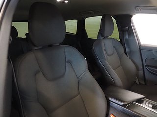 SUV Volvo XC60 12 av 23