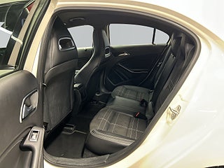 Mercedes-Benz A 180 7G-DCT Bluetooth/Farthållare/Psens/S&V-Däck