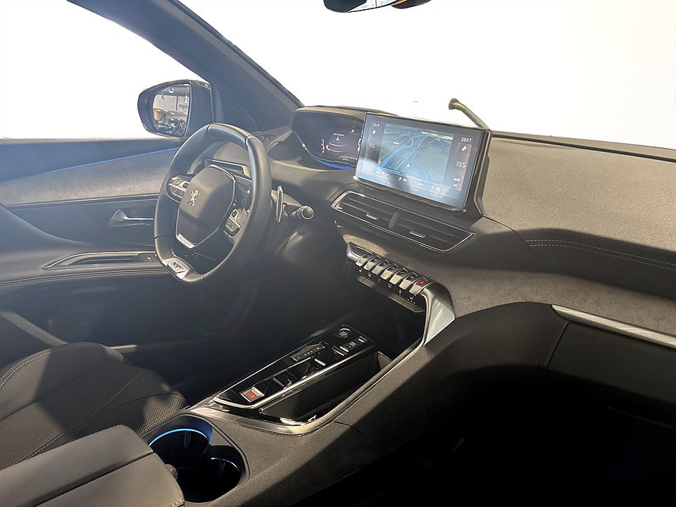Bild på Peugeot 3008 GT 1.2 PT 130hk Aut B-KAMERA CARPLAY