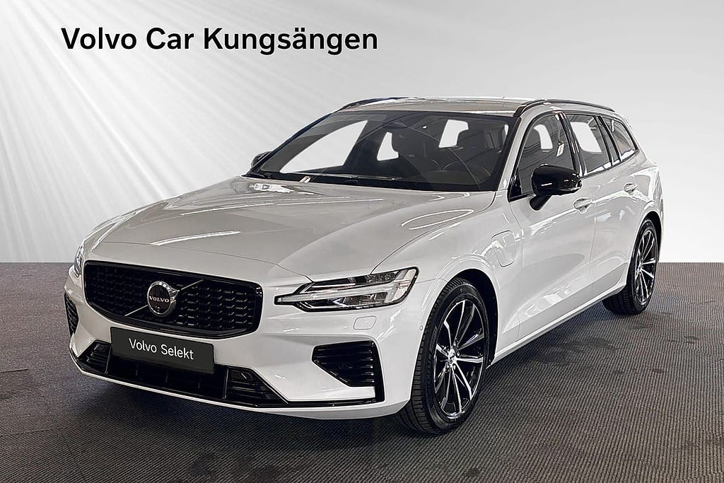 Volvo V60 T6 Plus Dark Nordic Edition Harman/Kardon 360-k...