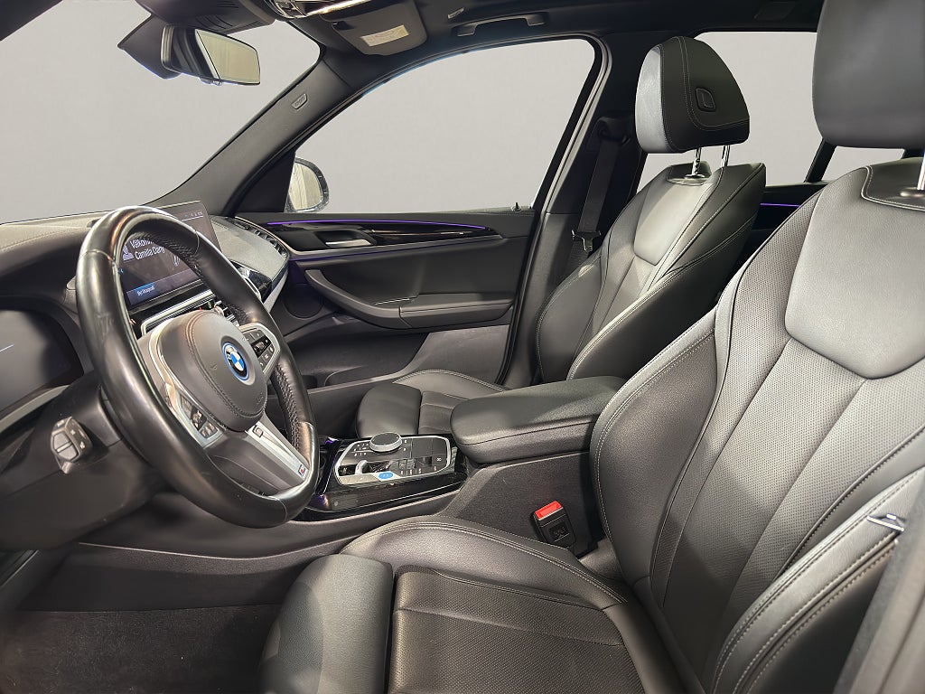 BMW iX3 M Sport Glastak Cockpit Läder Drag - bild 4