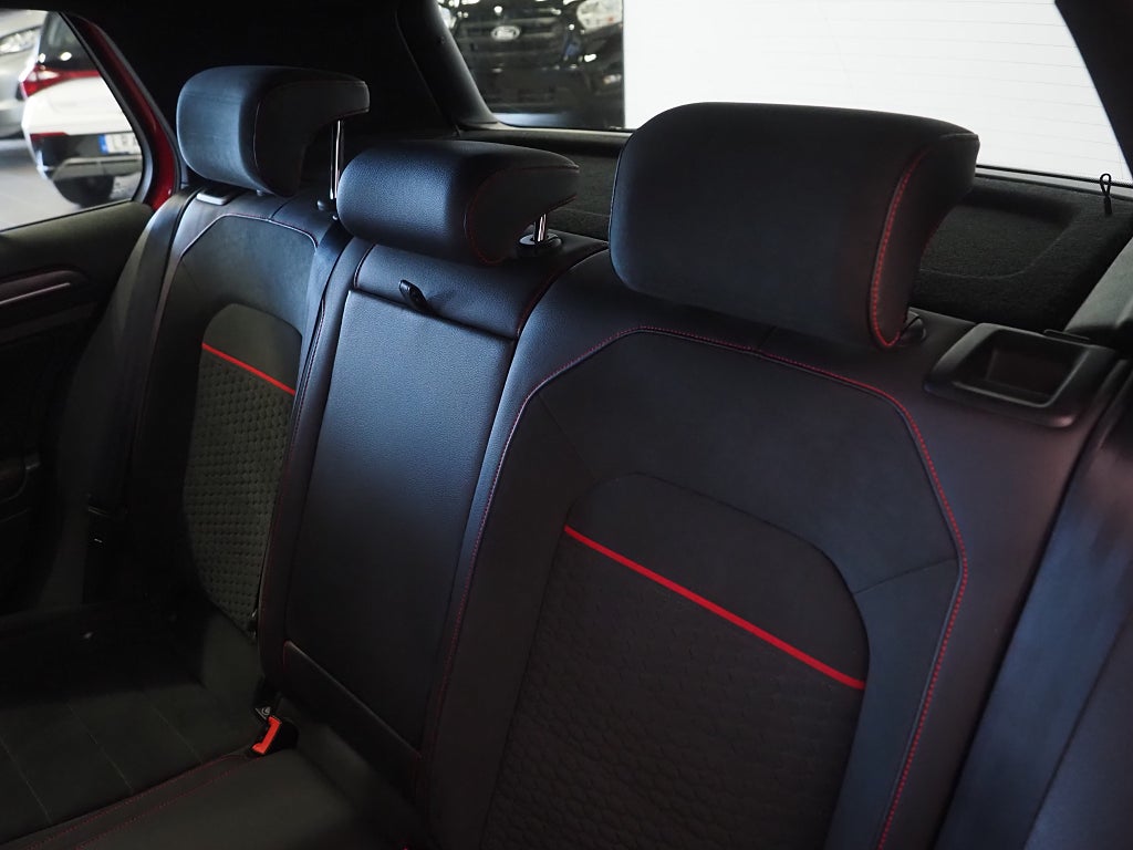 Volkswagen Golf GTI Performance 2.0 TSI 245hk Taklucka Dynaudio Cockpit 2018