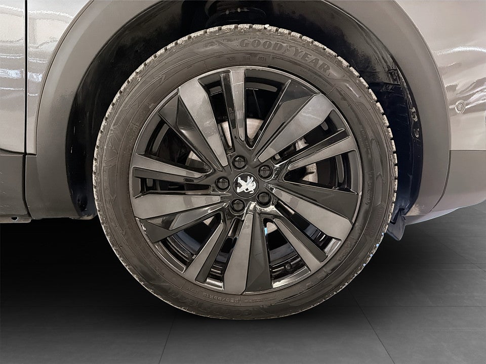 Bild på Peugeot 5008 GT Black Pack 1.2 PT 130hk Aut 7-SITS B-KAMERA CARPLAY