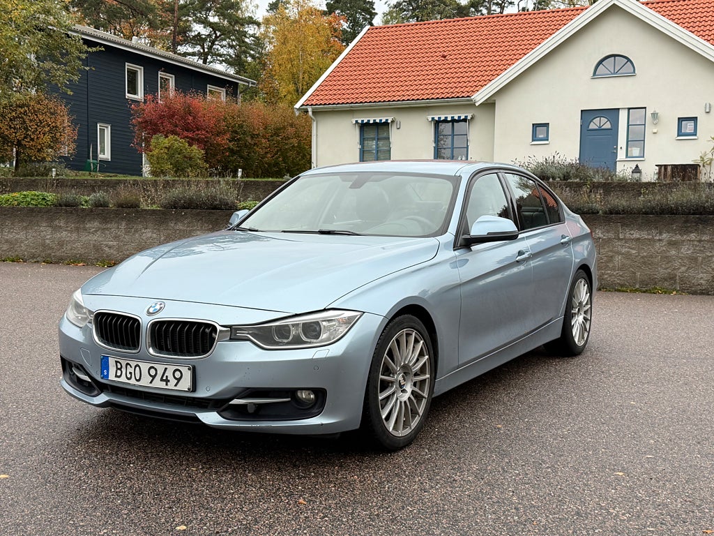 BMW 335i Sedan Steptronic Skinn Navigation Drag Sport  Euro 6