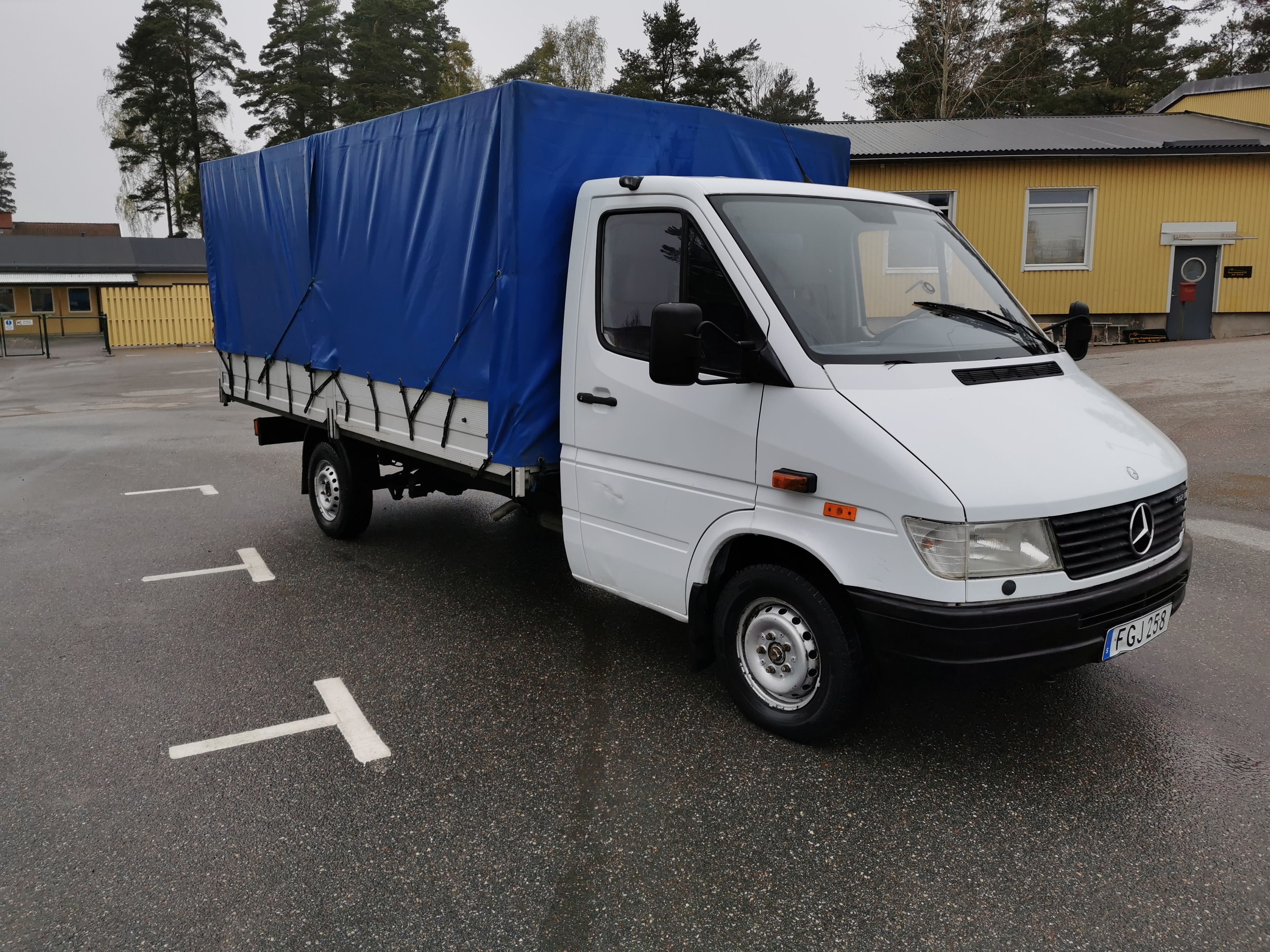 Mercedes-Benz Sprinter 1999, photo 3/28