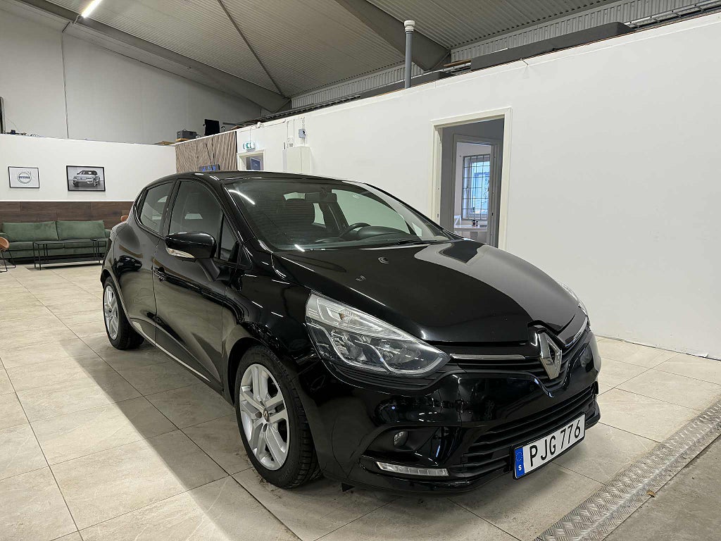 Renault Clio 1.2 Expression Euro 6 / Navigator Multimedia 