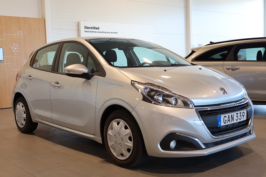 Peugeot 208 1,2 VTi 82hk Active PureTech Automat 5D 2017