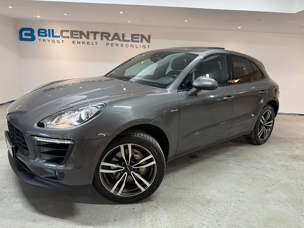 Porsche Macan S Diesel PDK S B cam Pano keyless dieselvärmare drag K