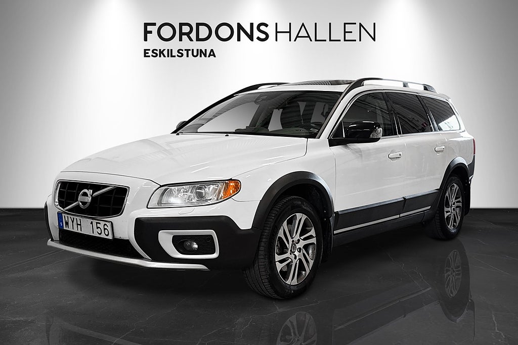 Volvo XC70 D4 AWD Momentum /Taklucka /Värmare /Keyless /Navi /Drag
