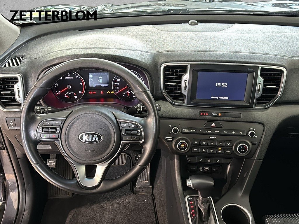 SUV Kia Sportage 10 av 16